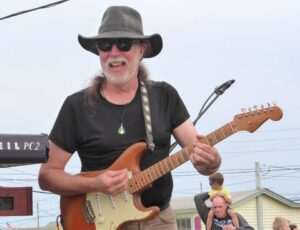 Ed Vallee & Epiphone Les Paul